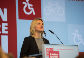 Verena Bentele auf dem Parteitag in Unterschleißheim