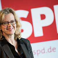 Porträtfoto von Natascha Kohnen
